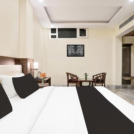 Super Townhouse Kankarbagh Formerly Kunwar Alcajars باتنا المظهر الخارجي الصورة