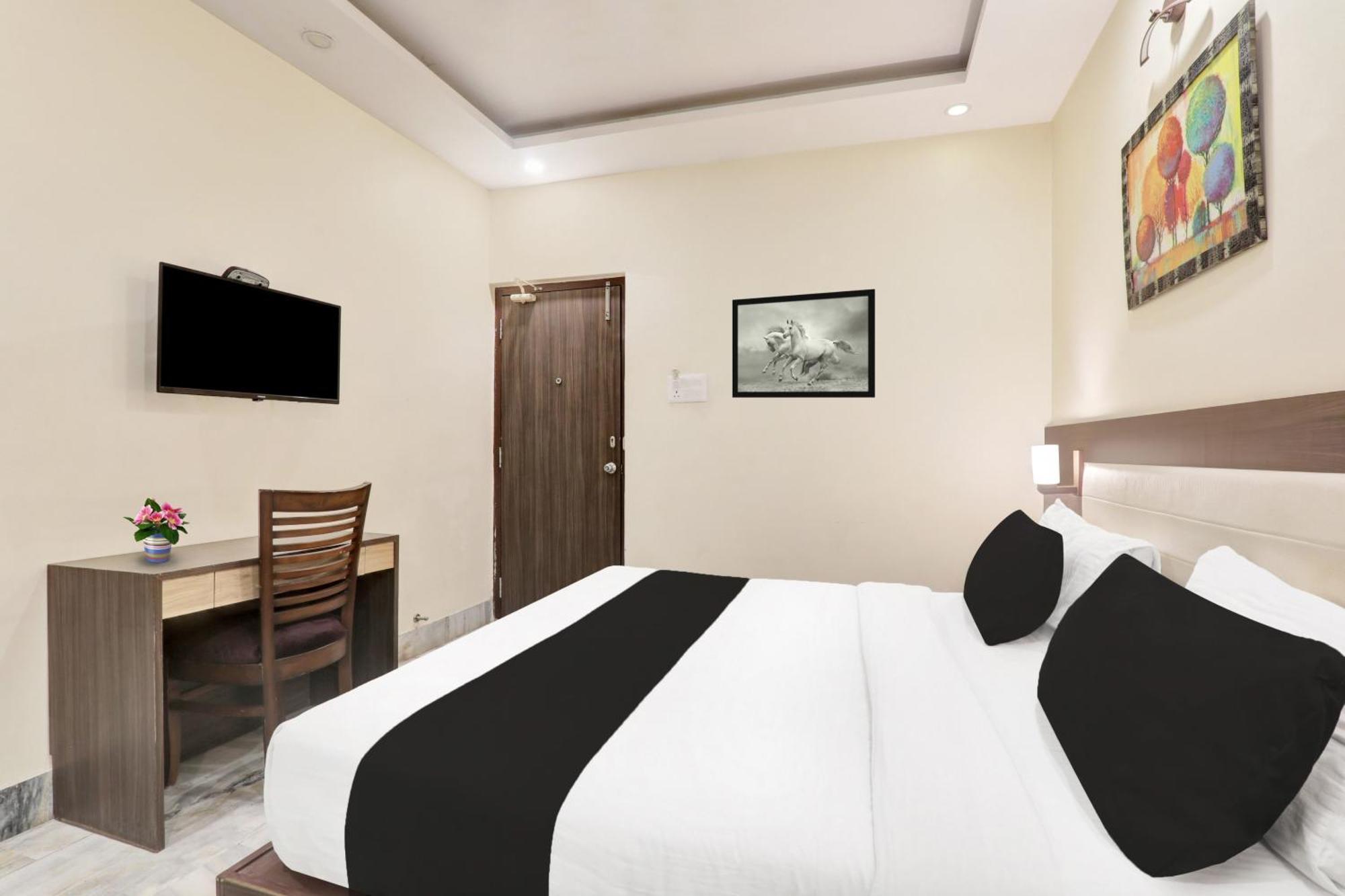 Super Townhouse Kankarbagh Formerly Kunwar Alcajars باتنا المظهر الخارجي الصورة